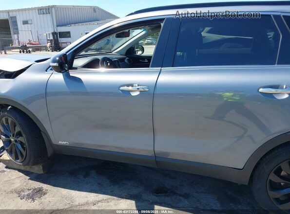 5XYPGDA58LG636501 2020 KIA SORENTO Light Blue Rear interior view