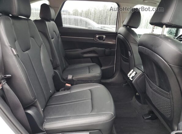 5XYRH4JF3RG271328 2024 KIA SORENTO White 