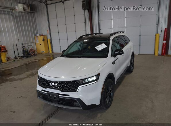 5XYRHDLF7NG104543 2022 KIA SORENTO White Вид спереду