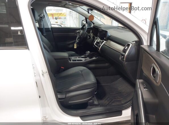 5XYRHDLF7NG104543 2022 KIA SORENTO White Вид салону спереду
