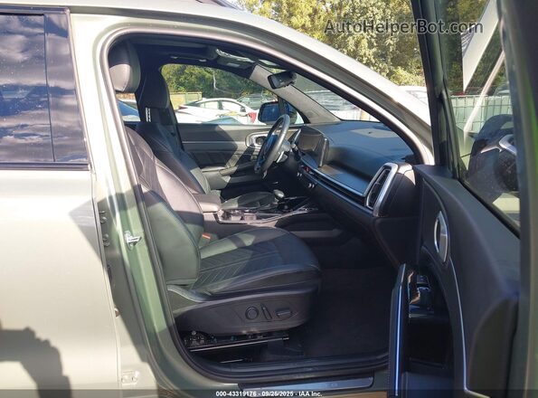5XYRKDJF7RG263069 2024 KIA SORENTO Зеленый Вид салона спереди