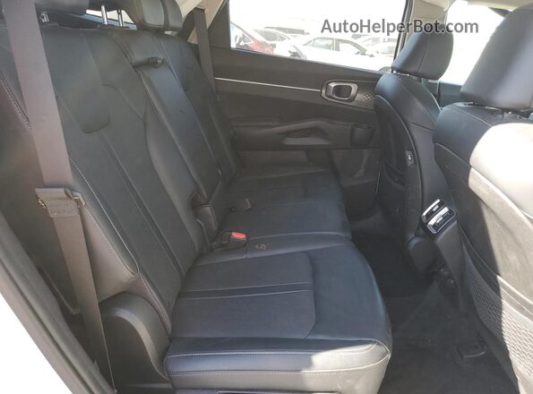 5XYRL4LC3MG008749 2021 KIA SORENTO White უკანა სალონის ხედი
