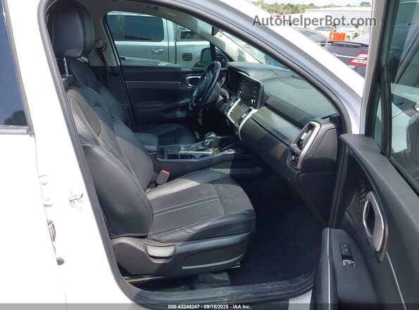 5XYRL4LC3MG019752 2021 KIA SORENTO White Widok wnętrza z przodu