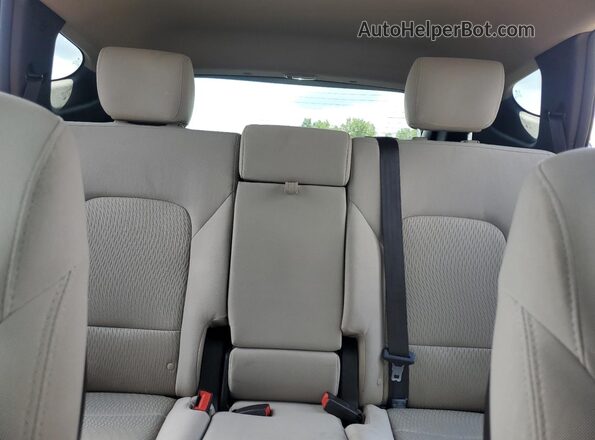 5XYZTDLB7HG453587 2017 HYUNDAI SANTA Gray Widok tylnych siedzeń