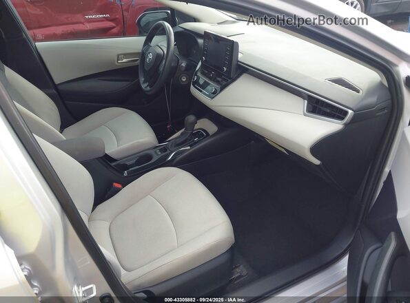 5YFDPRAEXLP132348 2020 TOYOTA LL Silver Front interior view