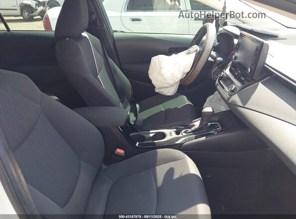 5YFEPMAE9NP349688 2022 TOYOTA LL Белый Вид салона спереди