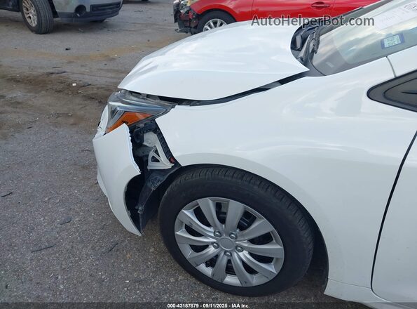 5YFEPMAE9NP349688 2022 TOYOTA LL Белый Вид спереди