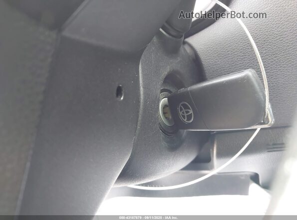 5YFEPMAE9NP349688 2022 TOYOTA LL Белый Вид панели приборов