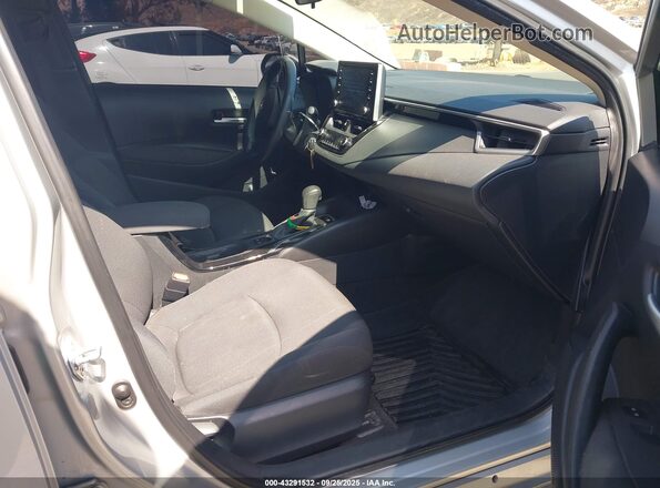 5YFEPRAE8LP137522 2020 TOYOTA LL Silver Front interior view
