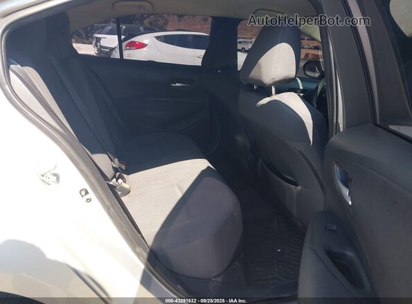 5YFEPRAE8LP137522 2020 TOYOTA LL Silver VIN sticker view