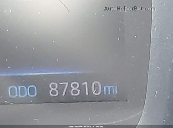 5YFEPRAEXLP116879 2020 TOYOTA LL Серебряный 