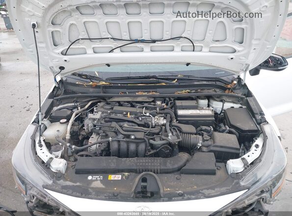 5YFS4MCE5NP111992 2022 TOYOTA LL White Вид ззаду