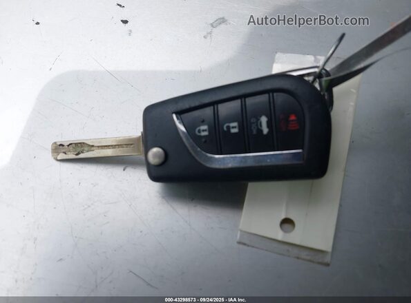 5YFS4RCE1LP022205 2020 TOYOTA LL Серый Вид панели приборов