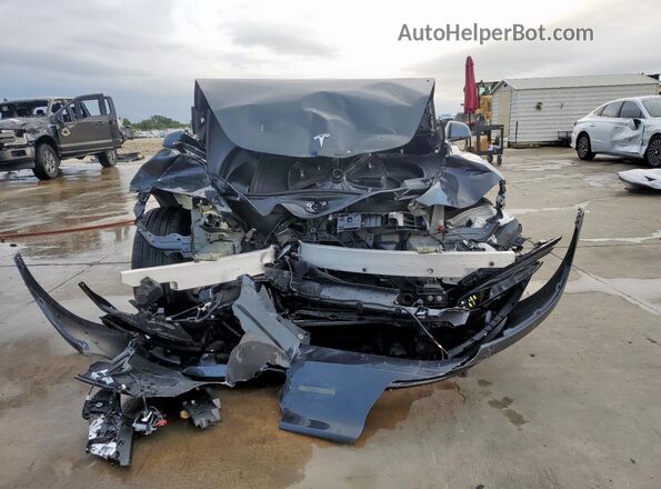 5YJ3E1EA3SF968586 2025 TESLA MODEL Gray Դիմացի տեսք