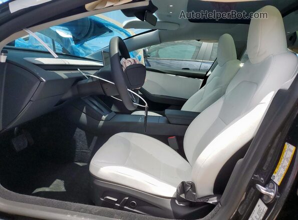 5YJ3E1EA3SF968586 2025 TESLA MODEL Gray Սալոնի դիմացի տեսք