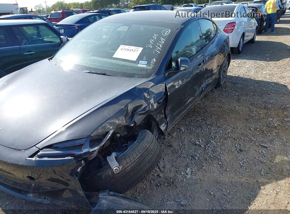 5YJ3E1EAXRF833602 2024 TESLA MODEL 3 Серый Вид спереди