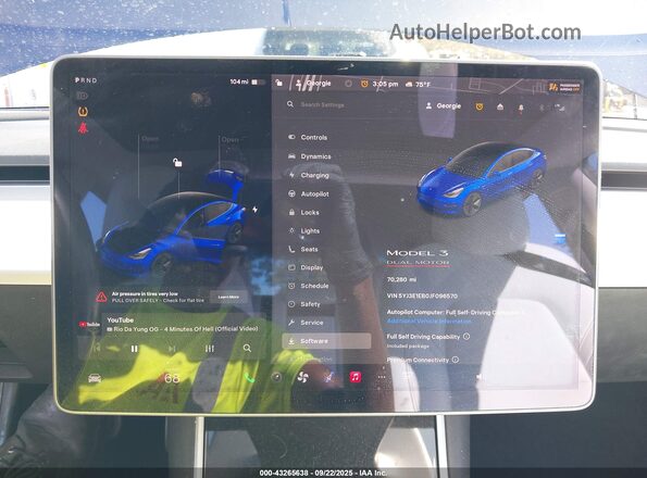 5YJ3E1EB0JF096570 2018 TESLA MODEL 3 Blue Հետևի նստատեղերի տեսք