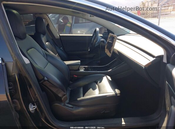 5YJ3E1EB0LF600764 2020 TESLA MODEL 3 Black Front interior view