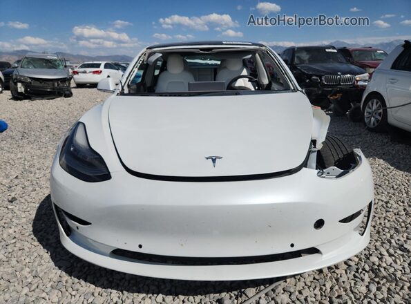 5YJ3E1EB2LF808323 2020 TESLA MODEL White Widok z przodu