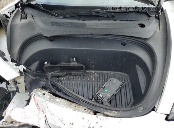5YJ3E1EB2MF079855 2021 TESLA MODEL White Вид задньої частини салону