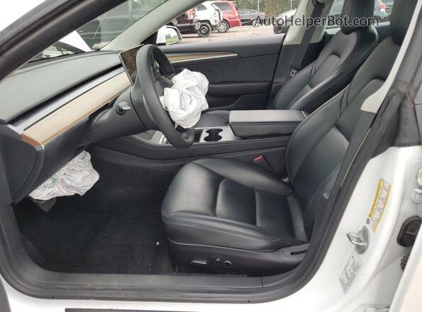 5YJ3E1EB2MF079855 2021 TESLA MODEL White Вид салону спереду