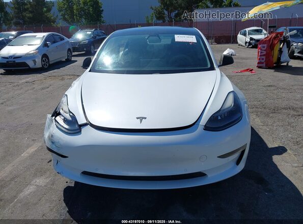 5YJ3E1EB2MF870662 2021 TESLA MODEL 3 White Սալոնի հետևի տեսք