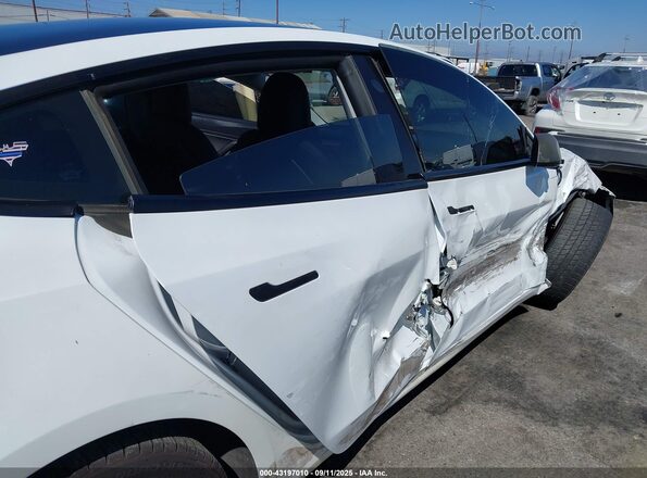 5YJ3E1EB2MF870662 2021 TESLA MODEL 3 White 