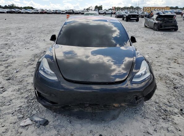 5YJ3E1EB3JF147527 2018 TESLA MODEL Black 