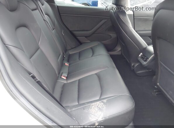 5YJ3E1EB3KF487245 2019 TESLA MODEL 3 White Widok naklejki z numerem VIN