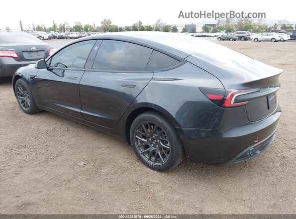 5YJ3E1EB3SF881960 2025 TESLA MODEL 3 Gray Tył lewy
