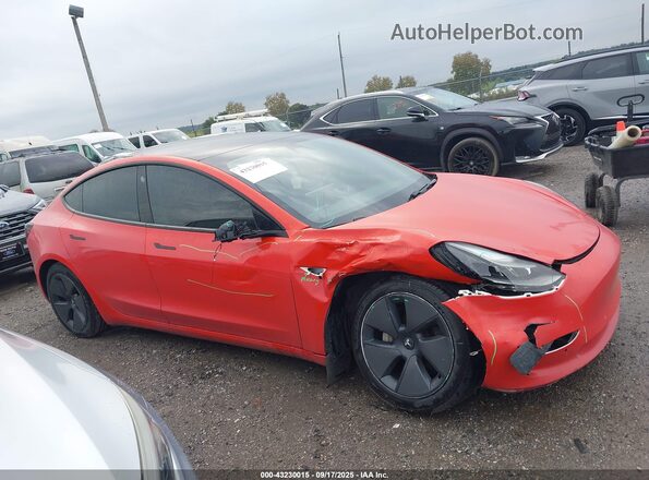 5YJ3E1EB4MF015011 2021 TESLA MODEL 3 Red Սալոնի հետևի տեսք