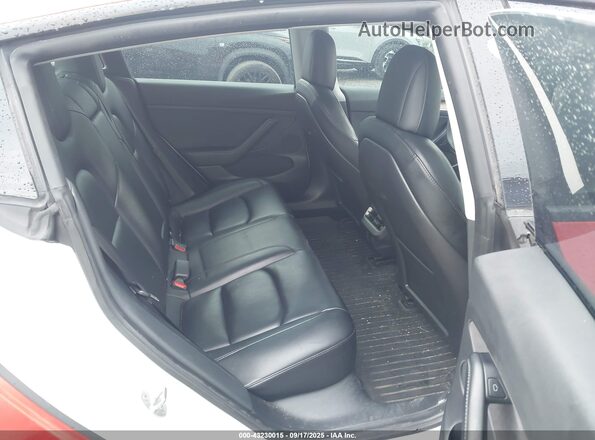 5YJ3E1EB4MF015011 2021 TESLA MODEL 3 Red VIN կոդի պիտակի տեսք