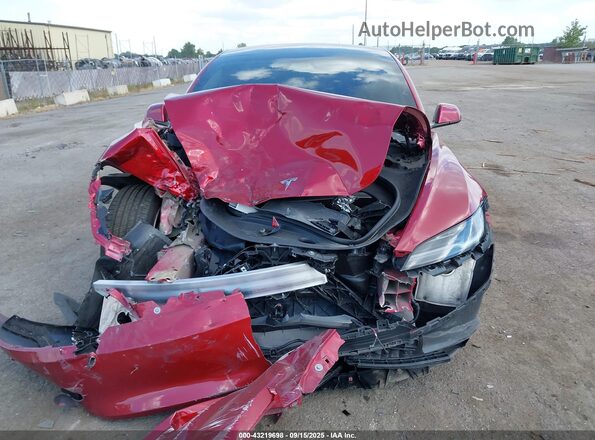 5YJ3E1EB5SF874198 2025 TESLA MODEL 3 Red Вид щитка приладів