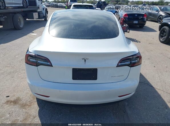 5YJ3E1EB6NF364978 2022 TESLA MODEL 3 White 