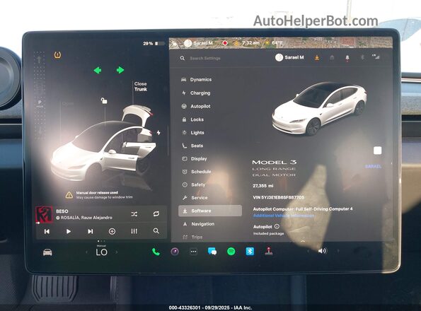 5YJ3E1EB6SF887705 2025 TESLA MODEL 3 White Vista de los asientos traseros