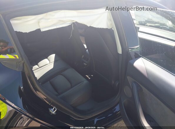 5YJ3E1EB7NF323369 2022 TESLA MODEL 3 Black Вид наклейки з VIN-кодом