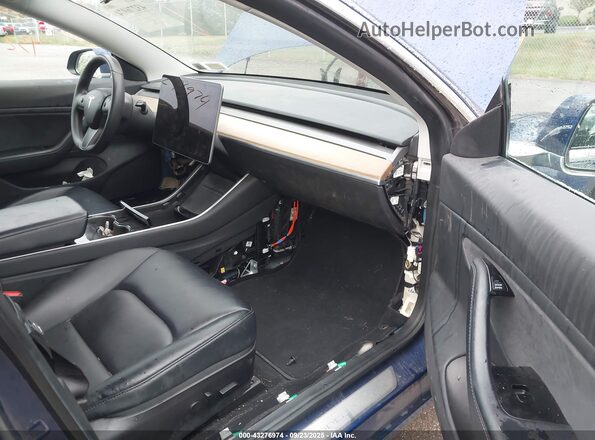 5YJ3E1EB9LF617448 2020 TESLA MODEL 3 Синий Вид салона спереди
