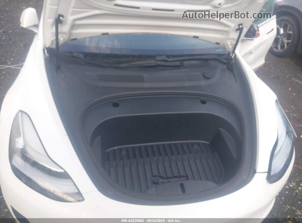 5YJ3E1EBXLF790752 2020 TESLA MODEL 3 White Հետևի տեսք