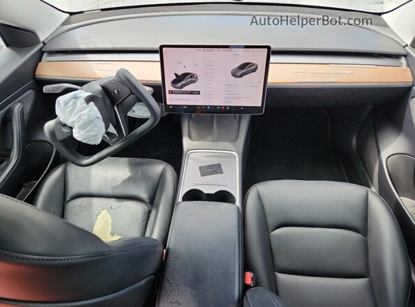 5YJ3E1EBXMF878332 2021 TESLA MODEL Charcoal Vista del salpicadero