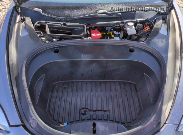 5YJ3E1EBXMF878332 2021 TESLA MODEL Charcoal Vista interior trasera