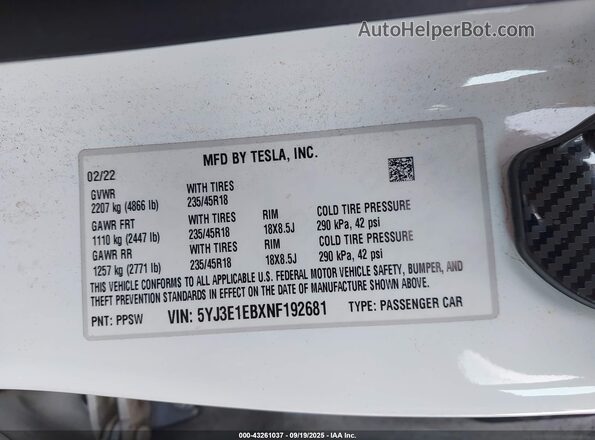 5YJ3E1EBXNF192681 2022 TESLA MODEL 3 White Вид підкапотного простору