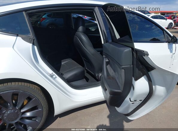 5YJ3E1EC4NF349159 2022 TESLA MODEL 3 White VIN sticker view