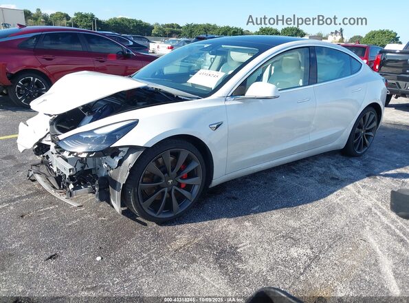 5YJ3E1EC8LF719056 2020 TESLA MODEL 3 White Առջևի ձախ երեք քառորդ տեսարան