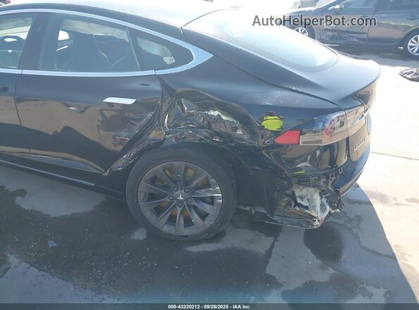 5YJSA1E23KF302229 2019 TESLA MODEL S Black Widok z przodu