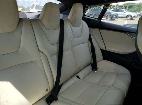 5YJSA1E24LF360738 2020 TESLA MODEL Blue Rear seats view