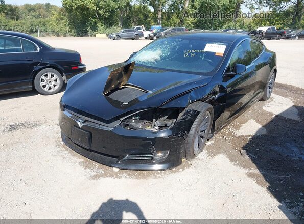 5YJSA1E29LF401431 2020 TESLA MODEL S Black Vista tres cuartos delantera izquierda