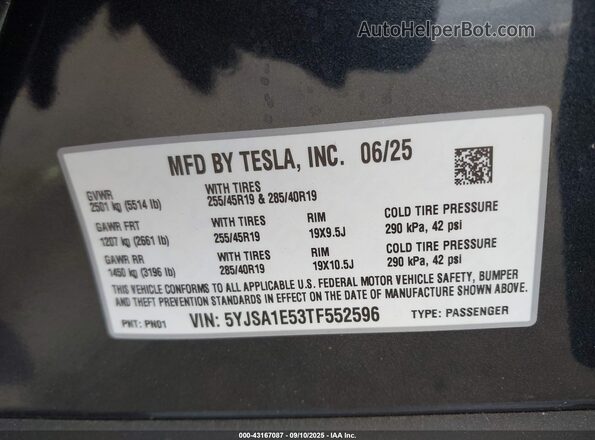 5YJSA1E53TF552596 2026 TESLA MODEL S Gray Շարժիչի բաժամունքի տեսք