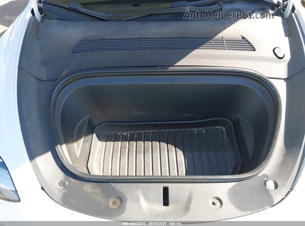 5YJYGAEE0MF259460 2021 TESLA MODEL Y White 