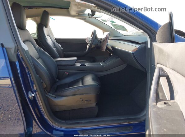5YJYGDEE3MF196663 2021 TESLA MODEL Y Синий Вид салона спереди