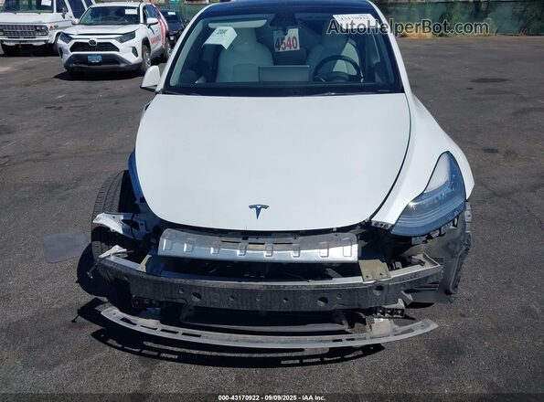 5YJYGDEE3MF219908 2021 TESLA MODEL Y White Front view